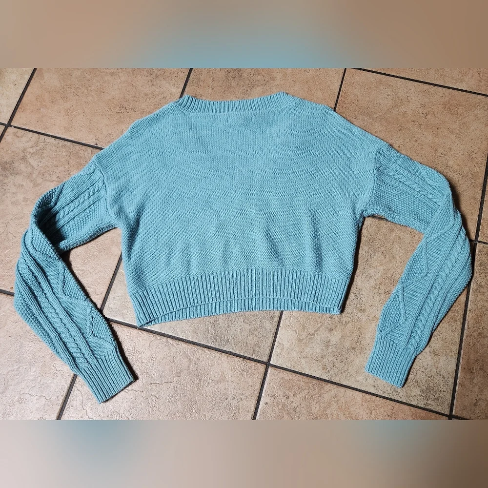 Aeropostale Blue V-Neck Cable Knit Sweater - Picture 2 of 3